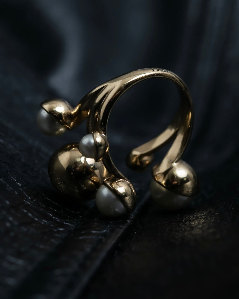 "Dior" pearl tree design ring