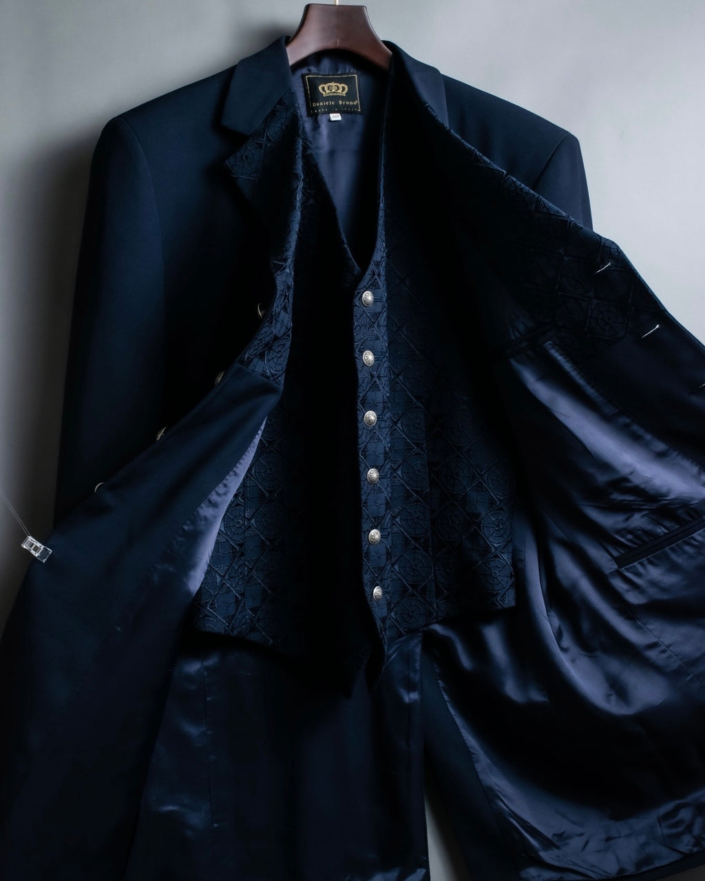 Embroidered oversized jacket coat with vest