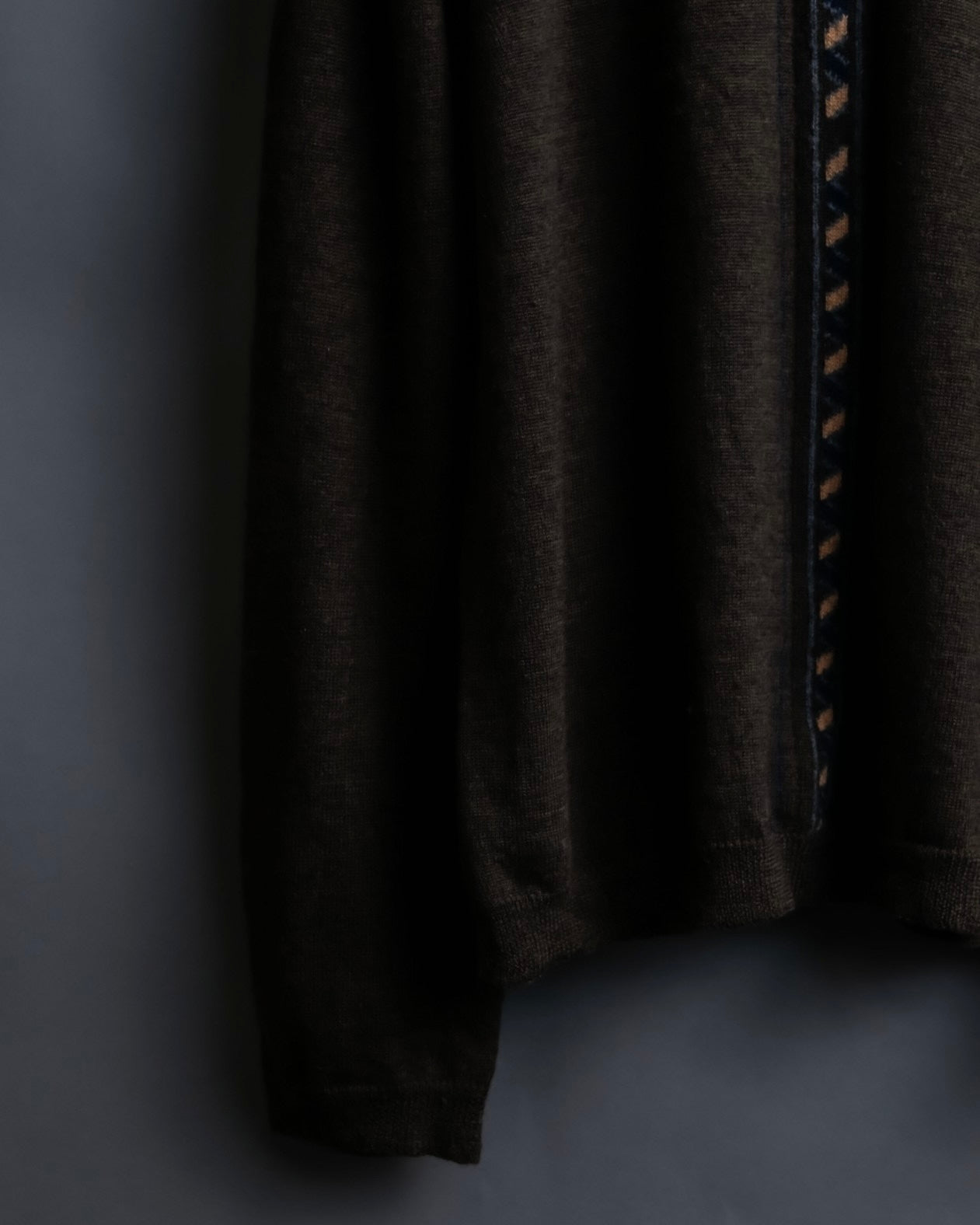 "COMME des GARCONS HOMME PLUS (1997-98's )" Spiral print design dark brown knit