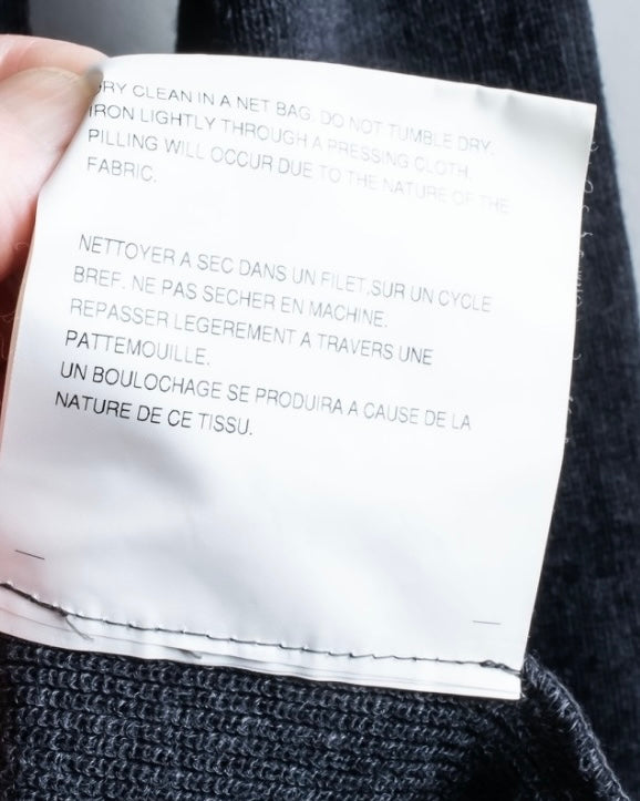 "tricot COMME des GARCONS" Light 100% wool layered knit