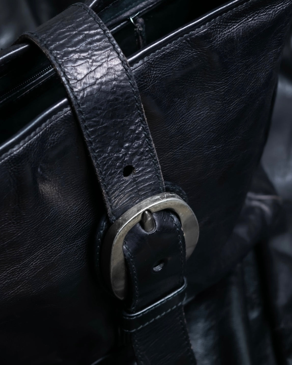 "YSL" Leather belt detail shoulder bag