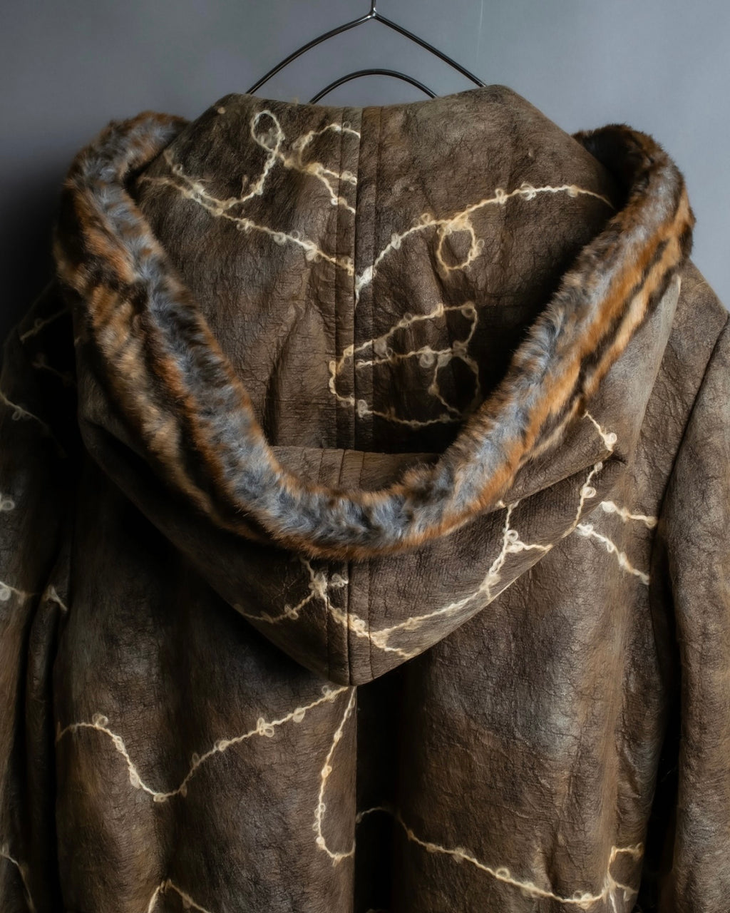 "NIEDIECK" Yarn sewn fur special hoodie jacket