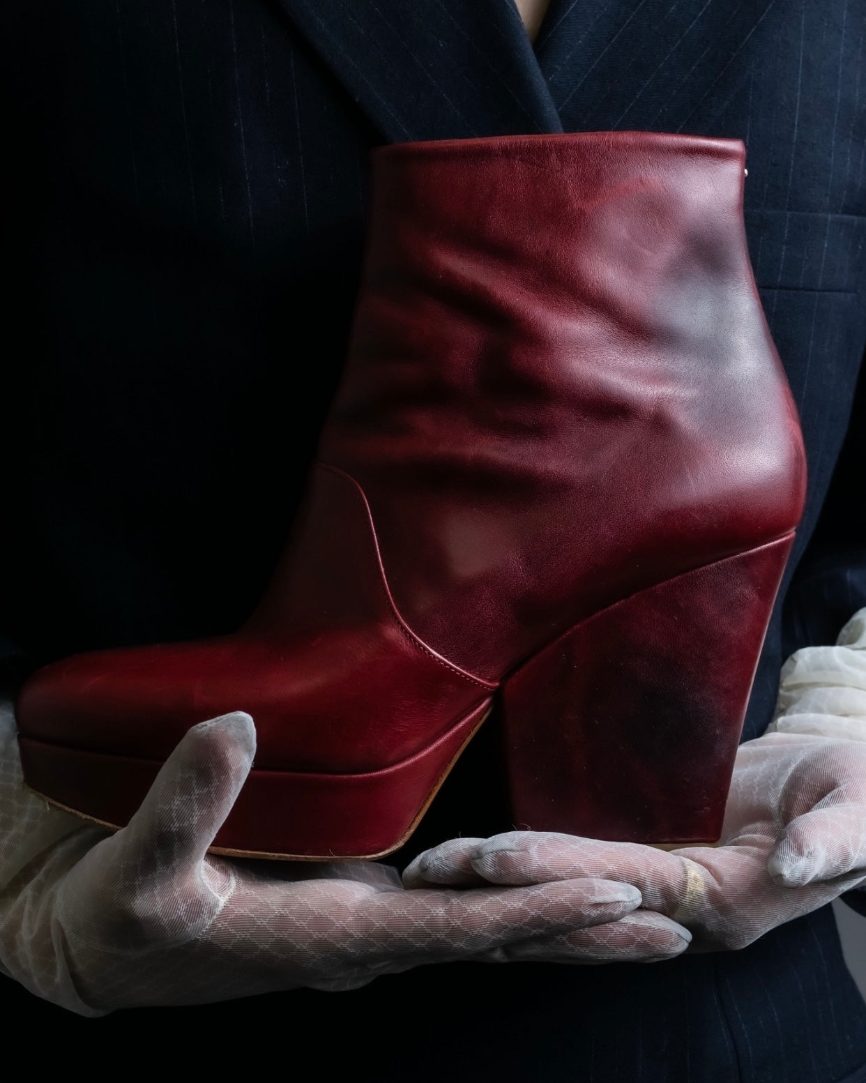 "Maison Martin Margiela (AW 2014)" Cowhide grunge heel boots