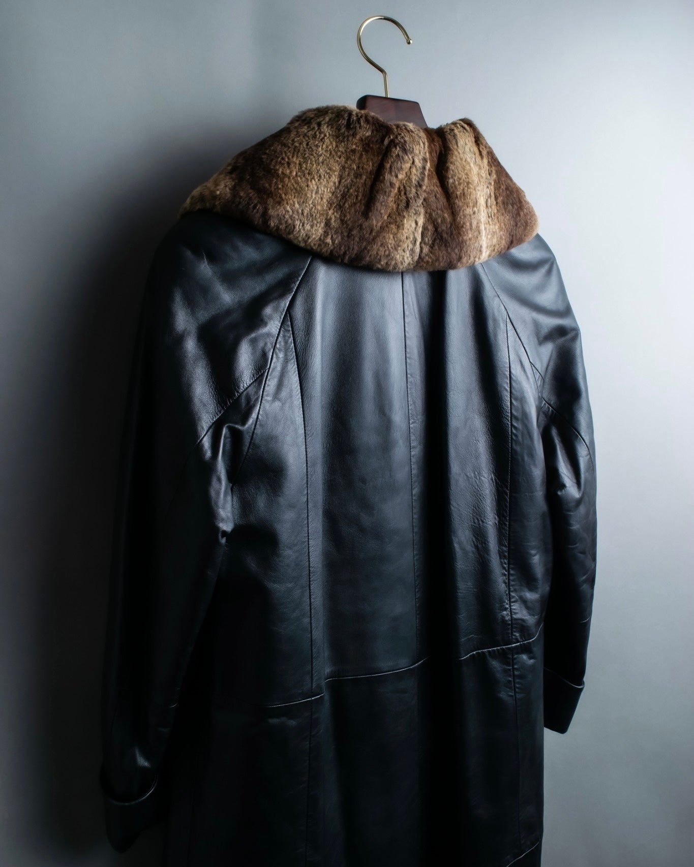 "ITALY VERA PELLE" round fur leather coat