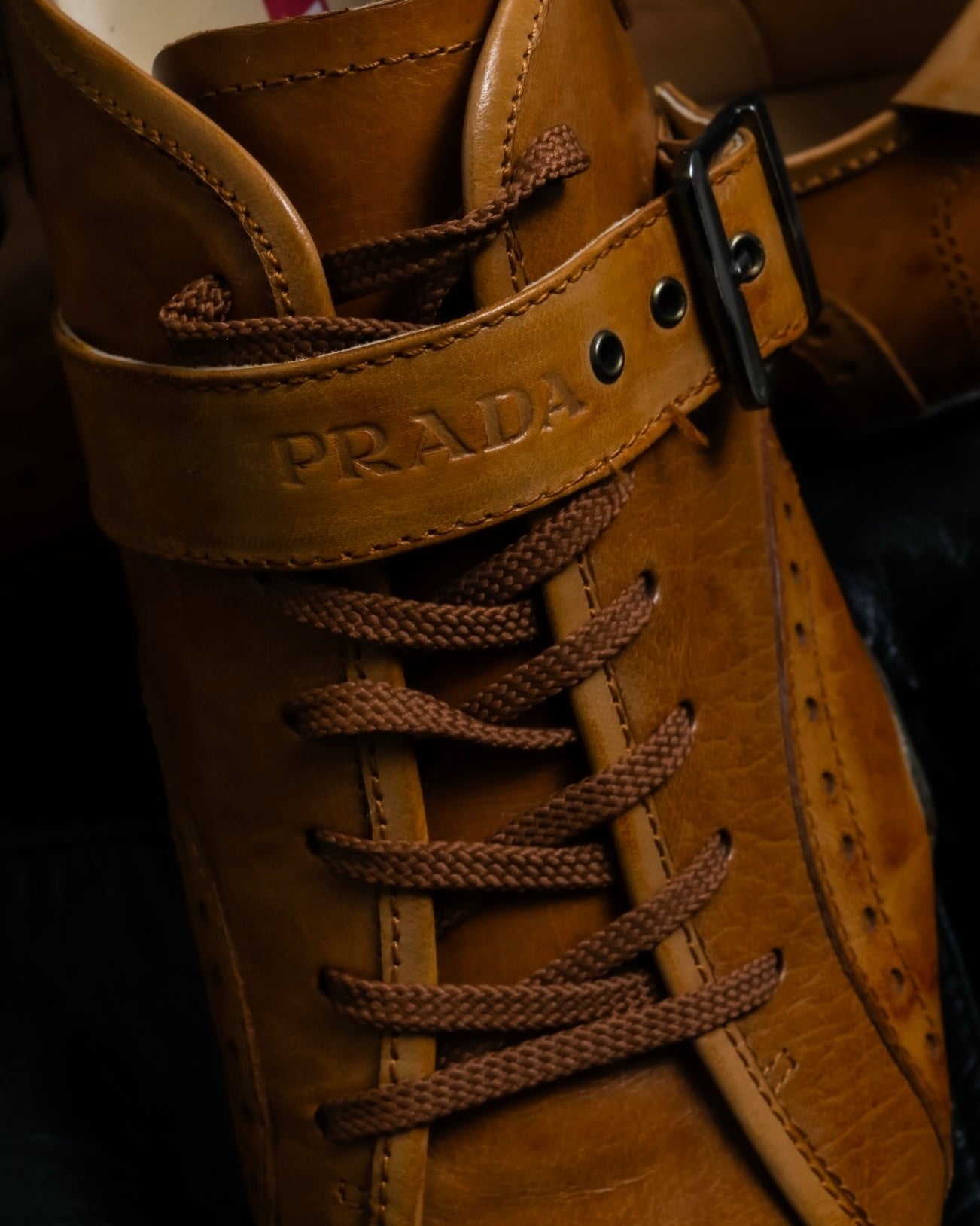 "PRADA" brown leather sports shoes
