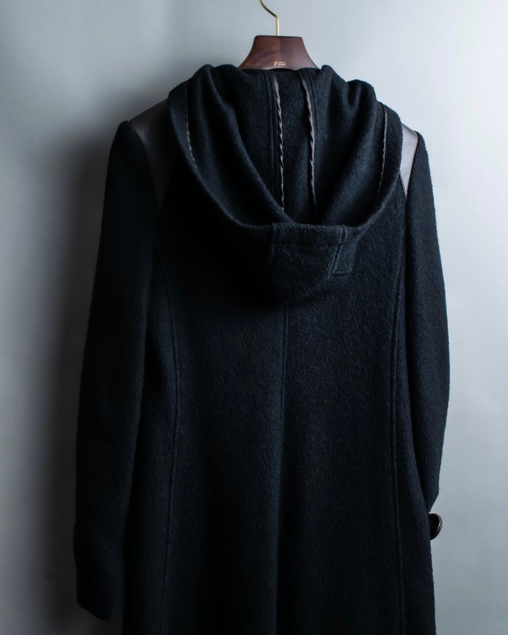 "EMPORIO ARMANI" Leather patches beautiful duffel coat