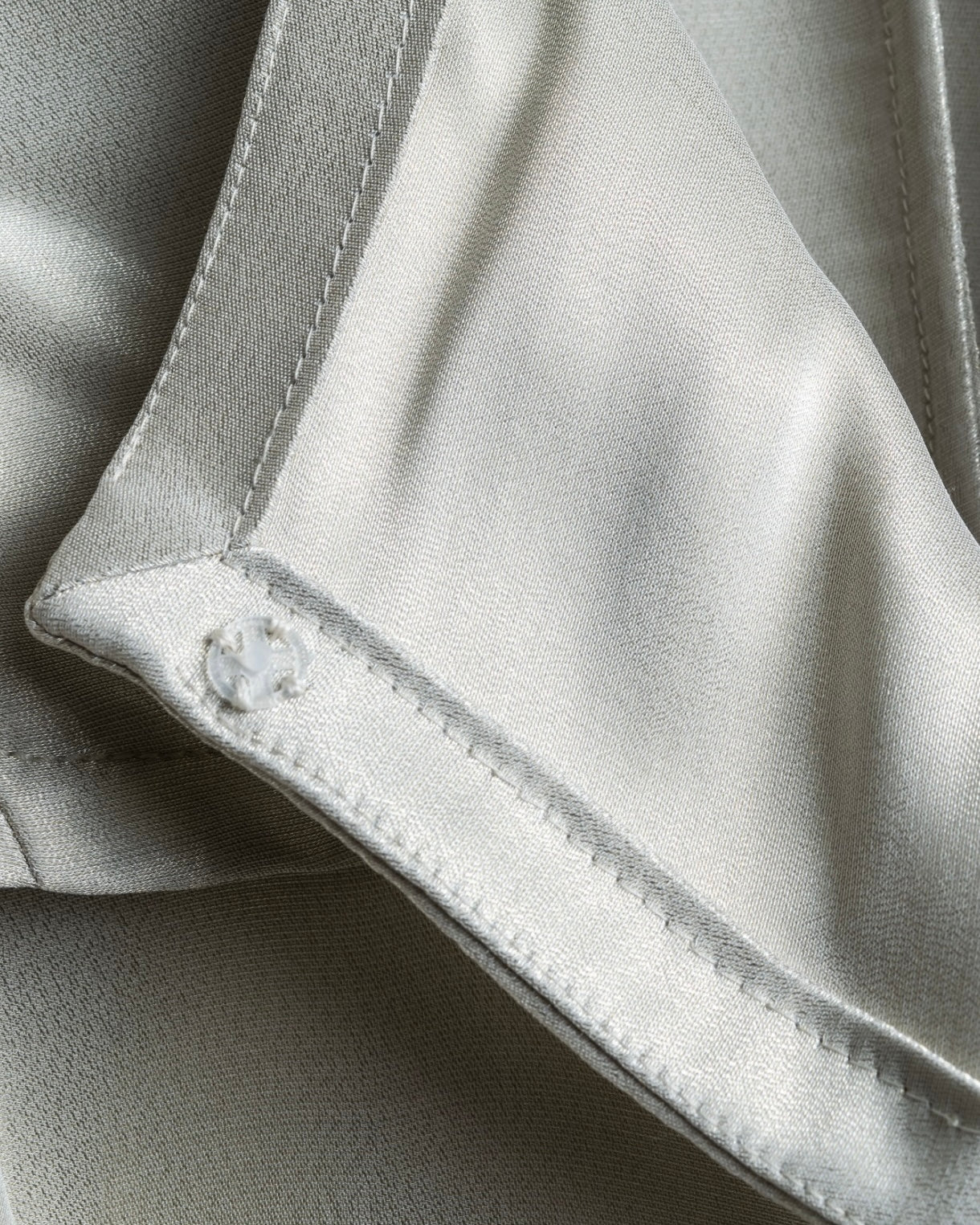 "Maurizio Pecoraro" gather sleeves glossy silver spring coat