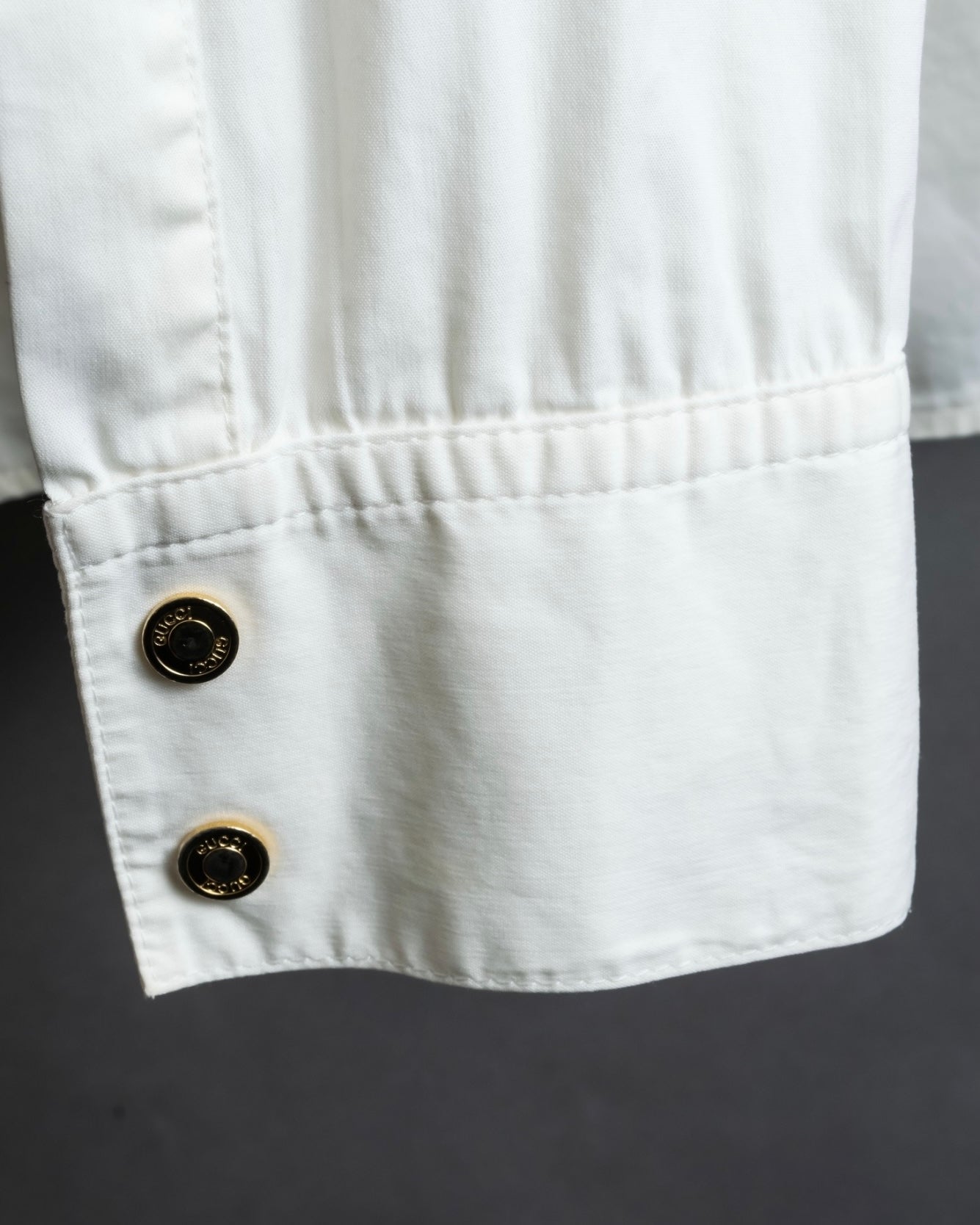 "GUCCI" zip pocket designed gold buttons shirt