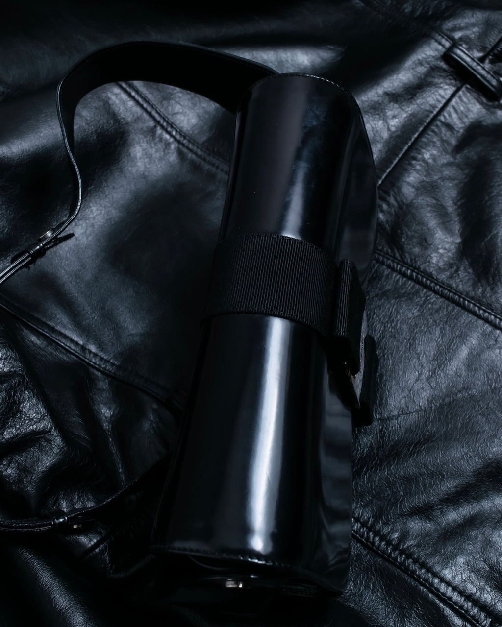 "Salvatore Ferragamo" enamel shoulder bag