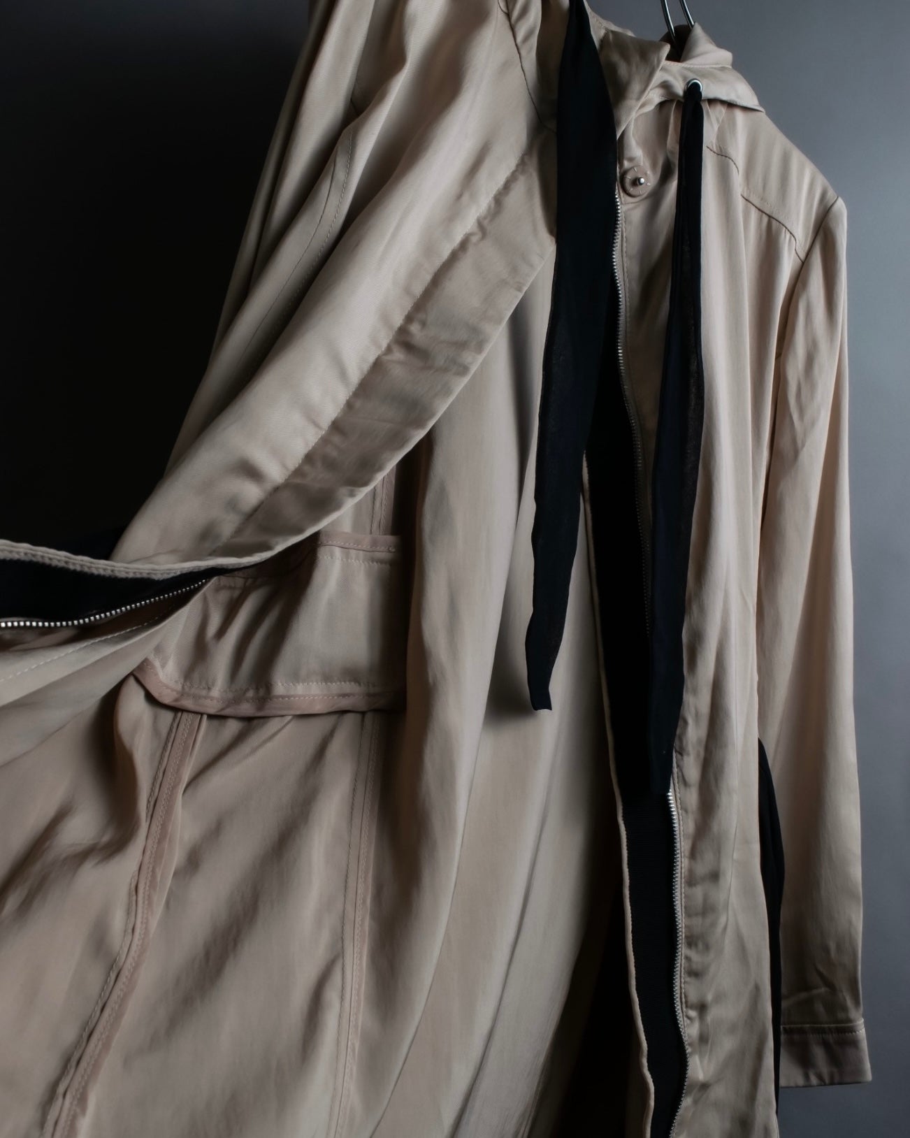 "VALENTINO" Drawcord design luxury long hoodie