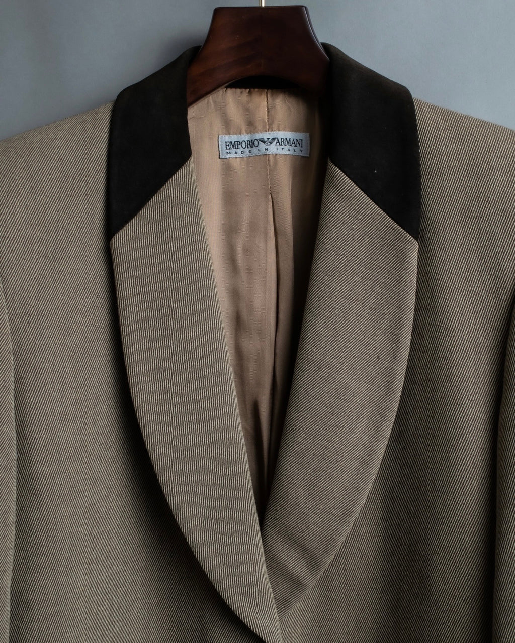 "EMPORIO ARMANI" Virgin Wool Shawl Collar Tailored Jacket
