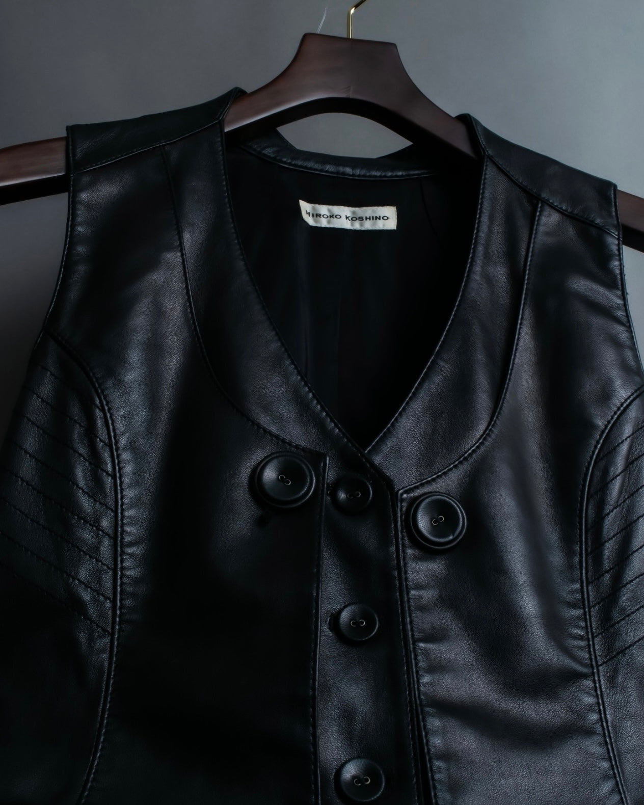 "Hiroko Koshino" Lamb leather layered vest