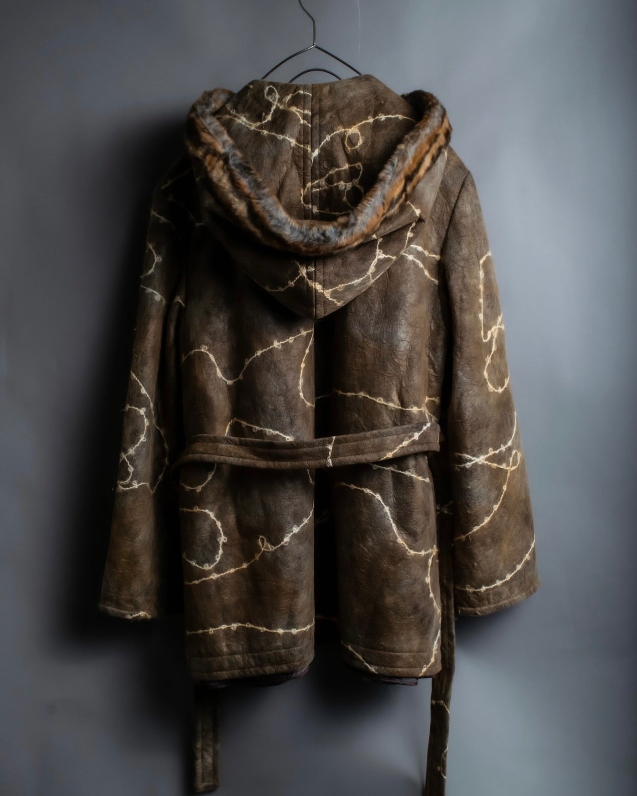 "NIEDIECK" Yarn sewn fur special hoodie jacket