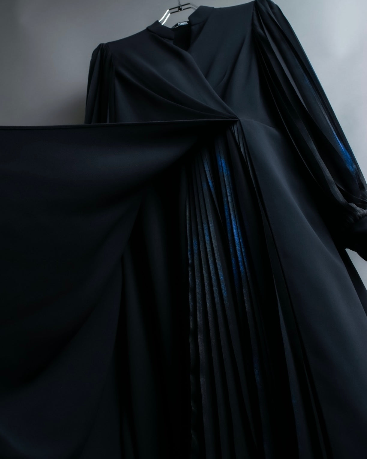 “Karl Lagerfeld” pleats designed stand collar summer dress