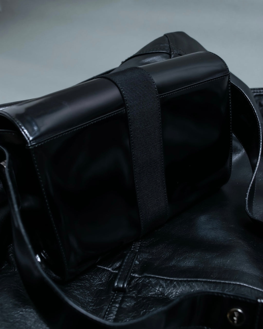 "Salvatore Ferragamo" enamel shoulder bag