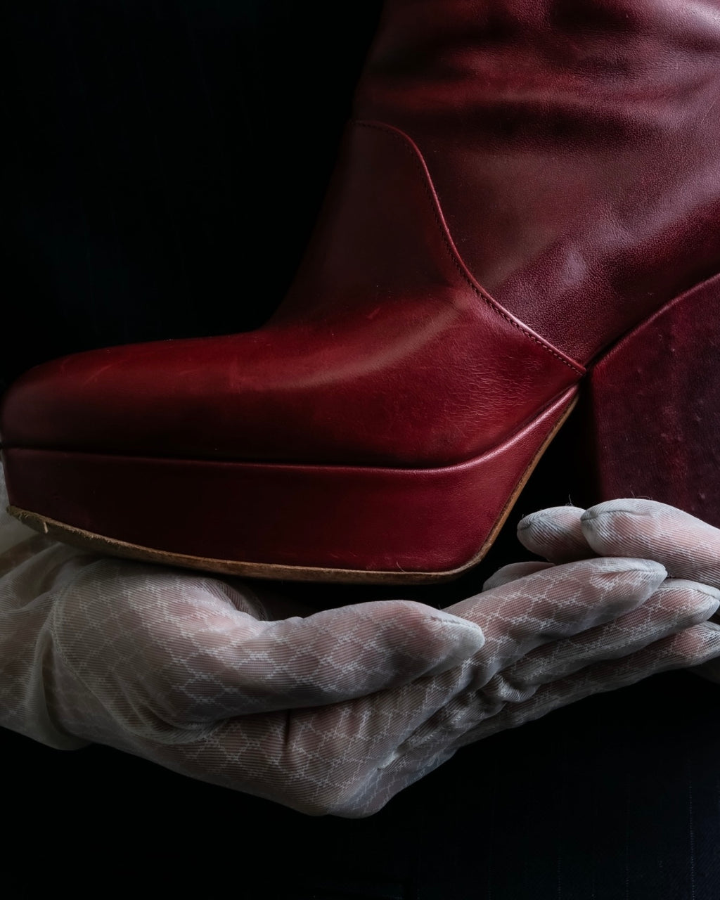 "Maison Martin Margiela (AW 2014)" Cowhide grunge heel boots