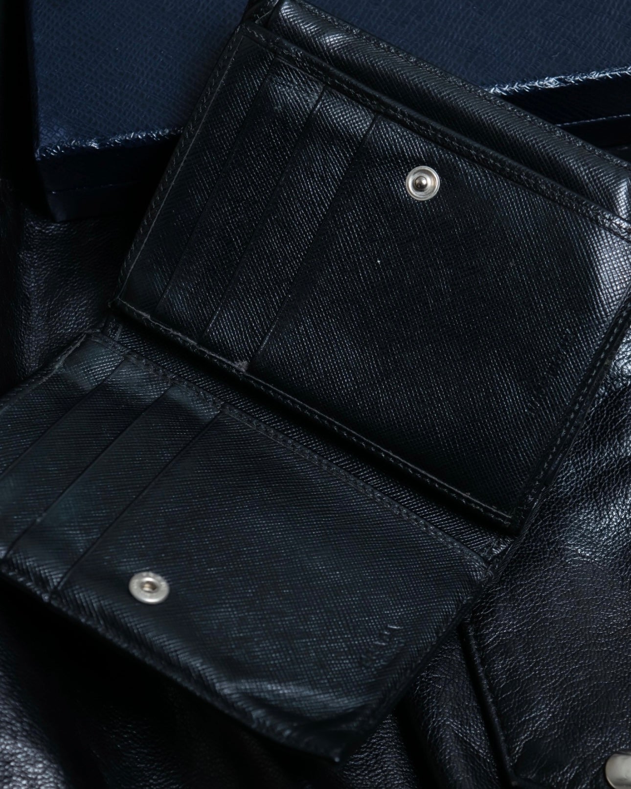 "PRADA" Good condition compact wallet