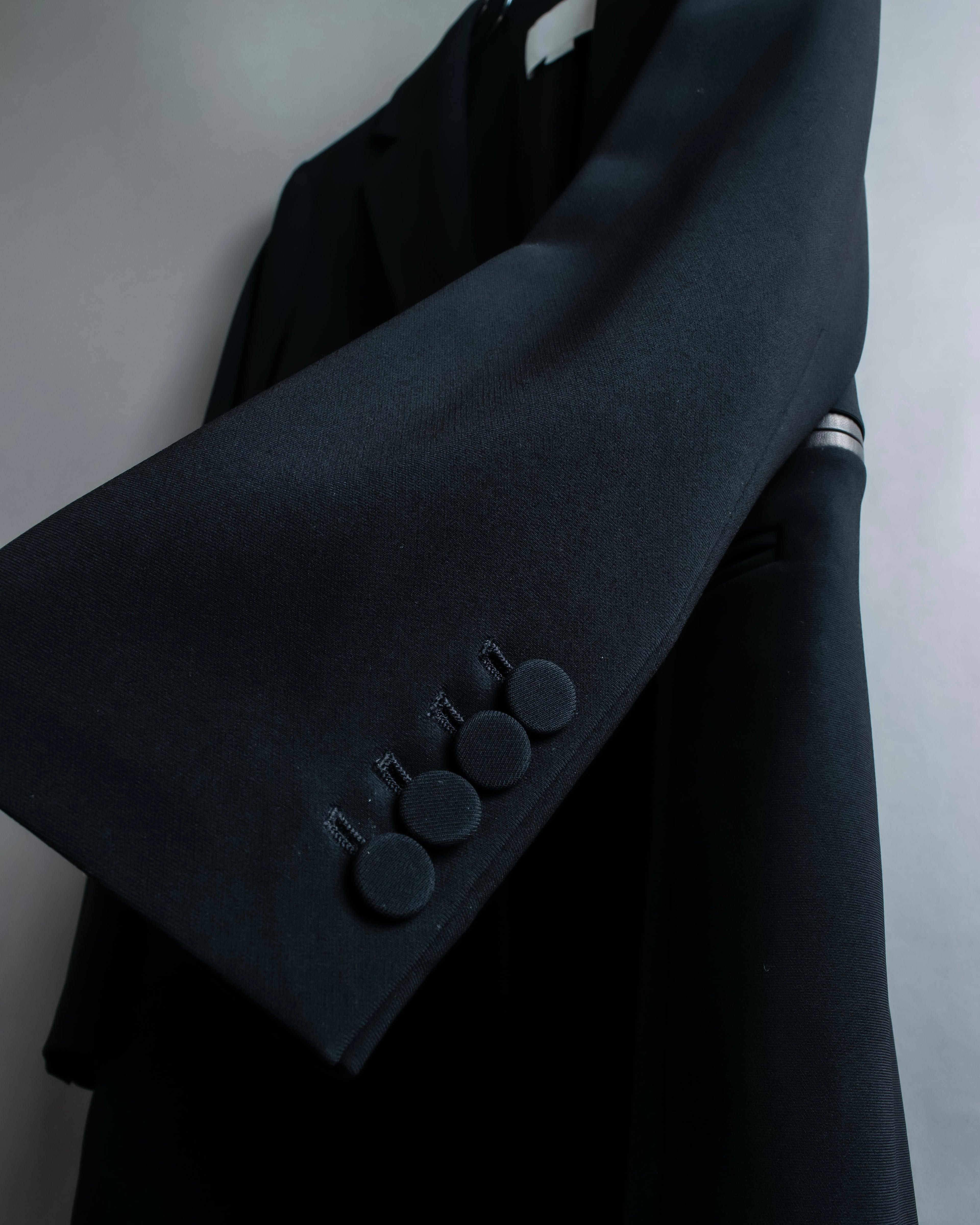 "Alexander wang"Leather piping tailored jacket with back fastening design