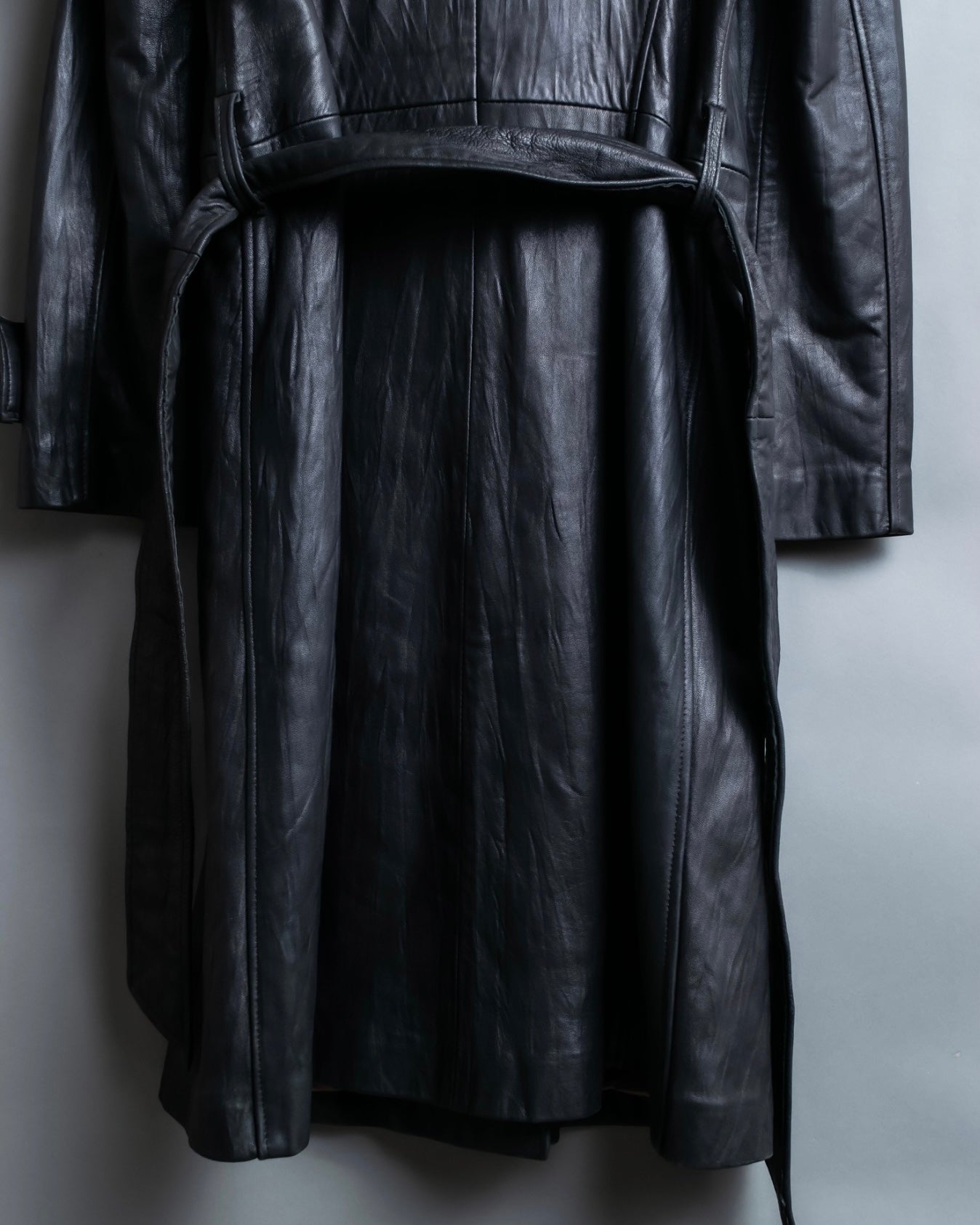 "PEAU D' ANÉ" wide lapel leather coat