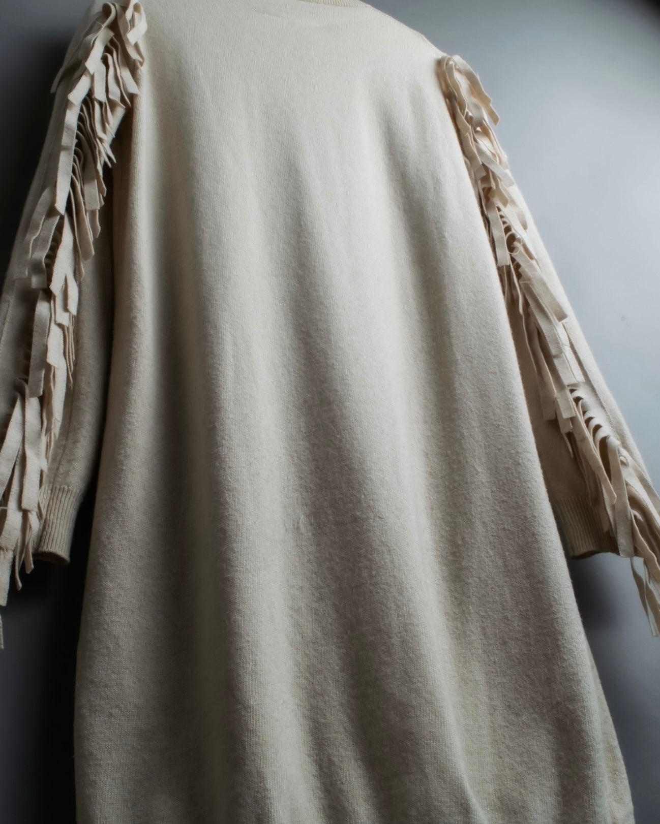"MM6" Arm fringe design knit dress