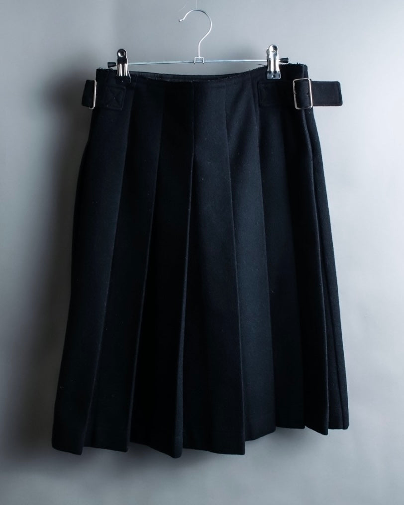 "Tricot Comme des Garçons" wool pleated wrap skirt