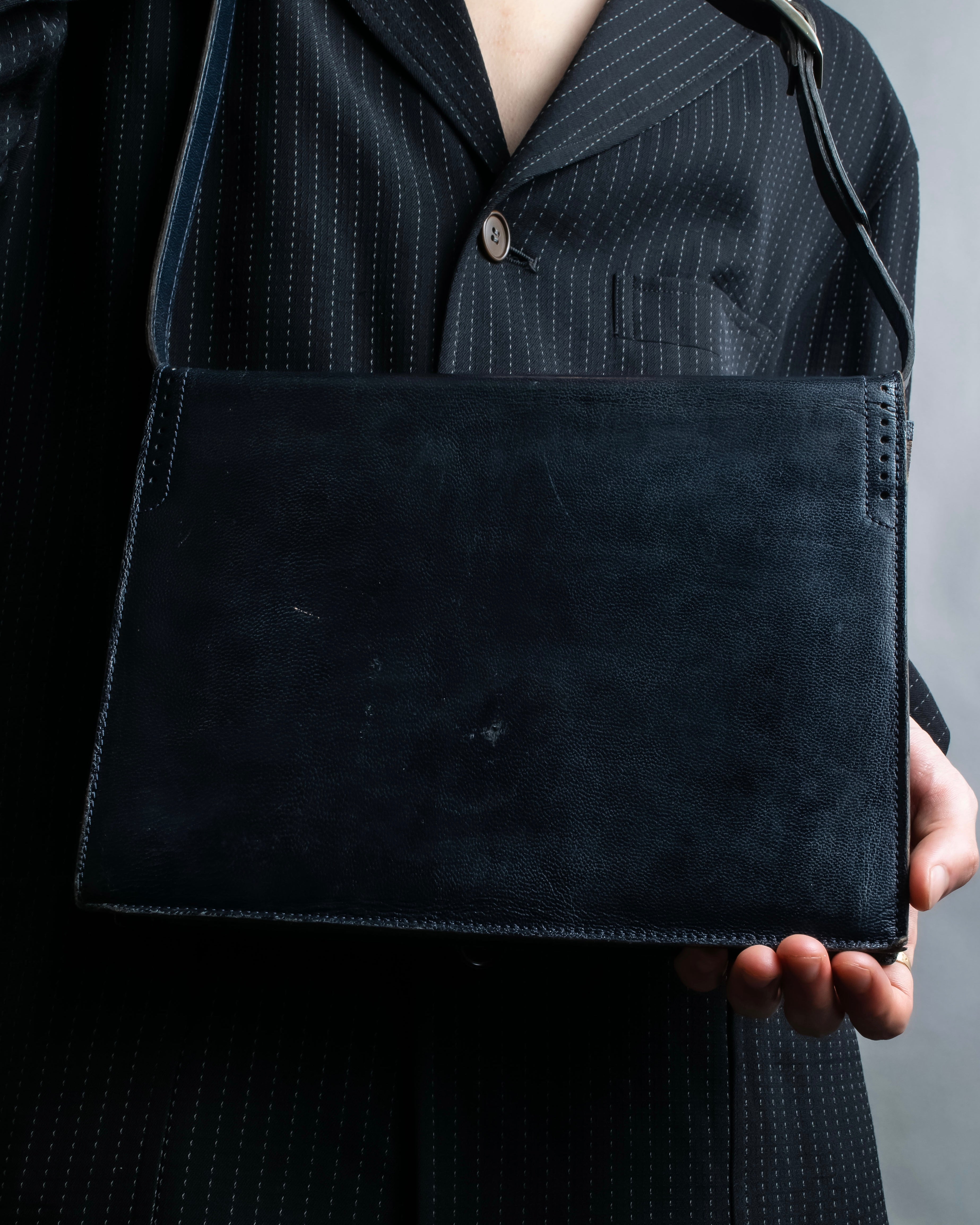 ”Yves Saint Laurent”  python leather attached square shoulder bag