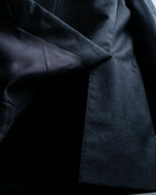 "GIANNI VERSACE" Arm line design peak lapel setup