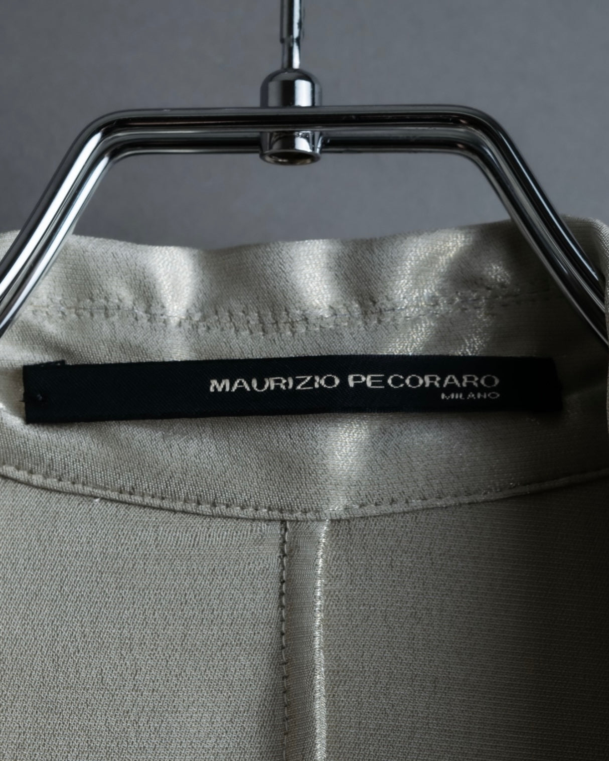 "Maurizio Pecoraro" gather sleeves glossy silver spring coat