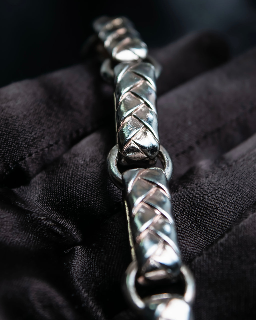 "Yves Saint Laurent" Overlapping fabric motif necklace