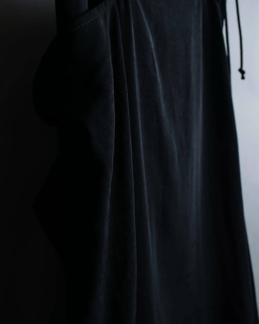 "Y's" asymmetry designed code skirt