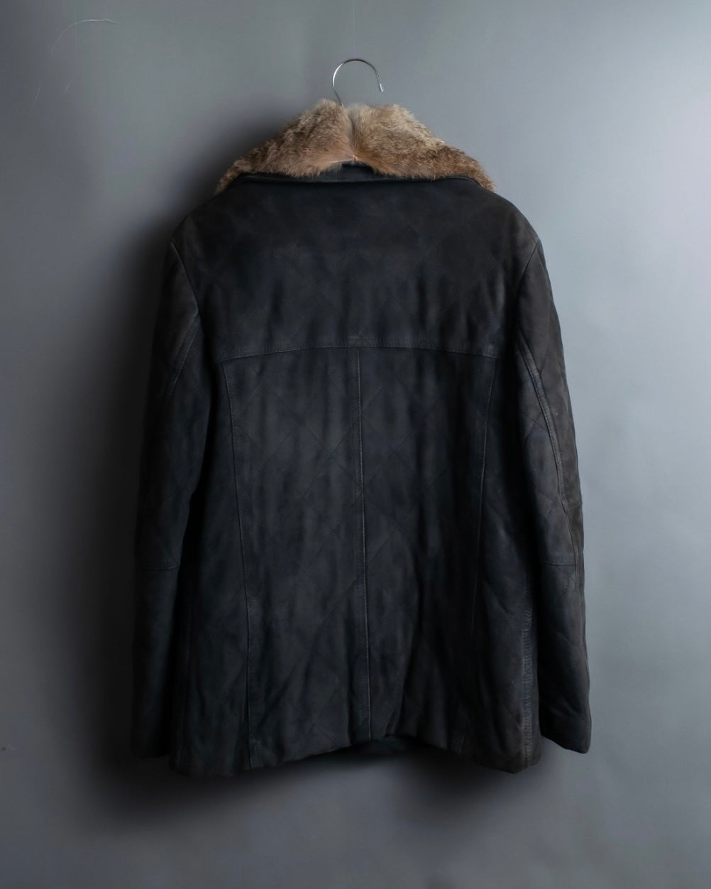 "EMMETI" goatskin quilted P coat