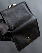 “Louis Vuitton” gold attachment designed monogram wallet