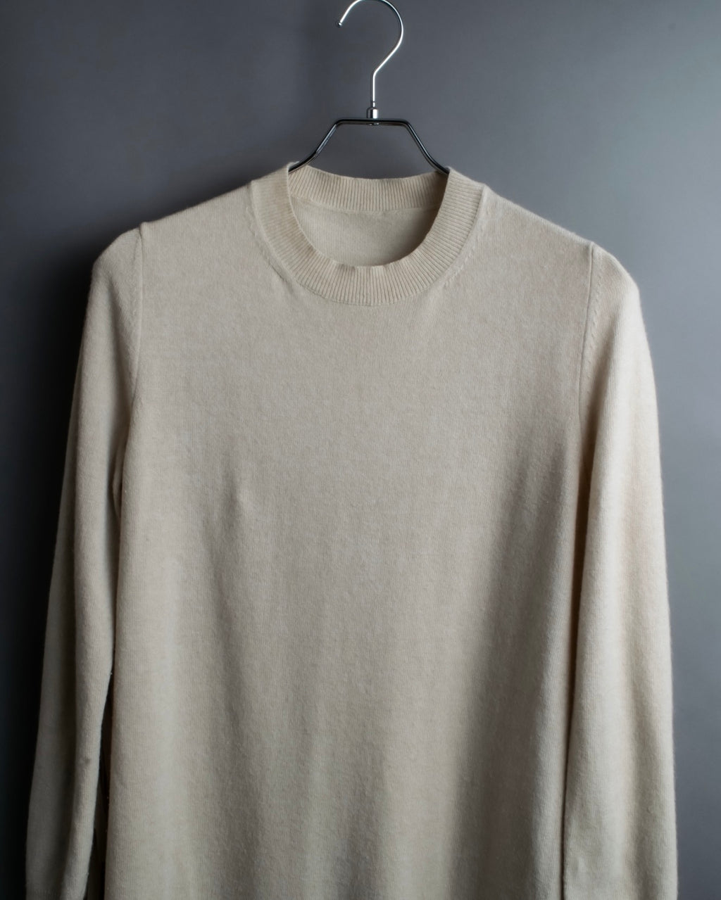 "MM6" Arm fringe design knit dress