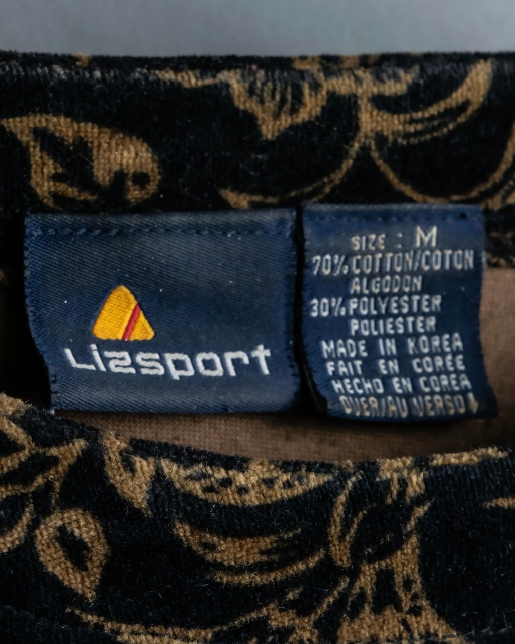 Vintage botanical pattern velor knit