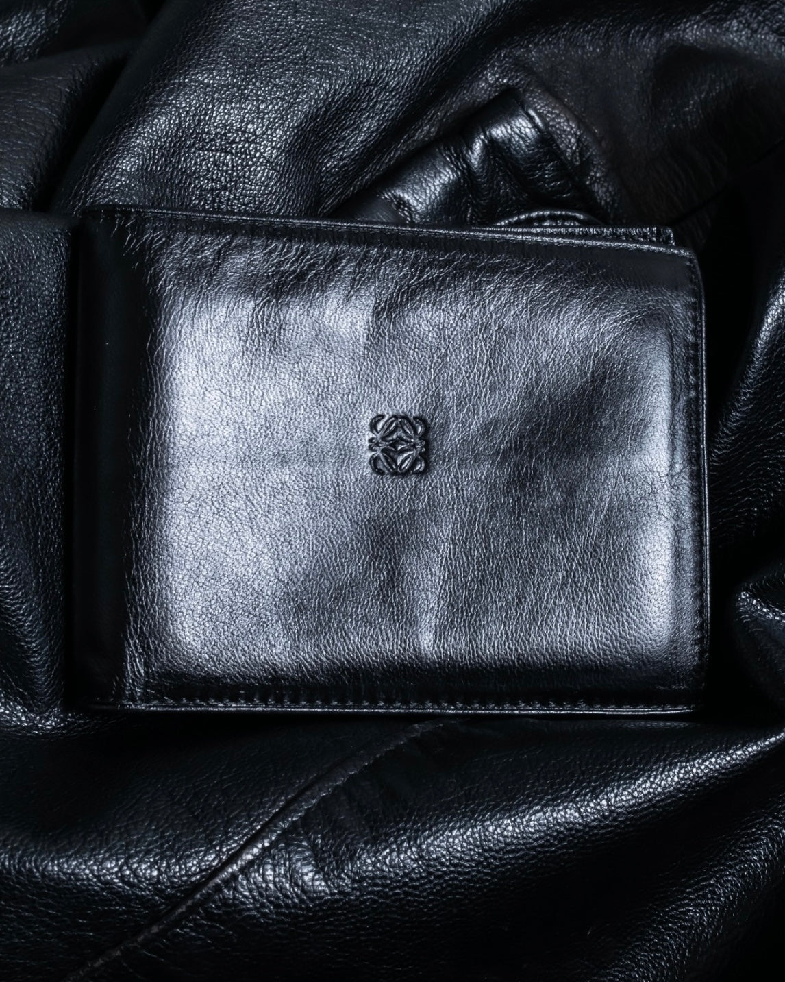 "LOEWE" Leather bifold compact wallet