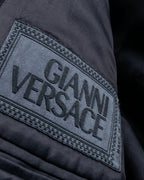 "GIANNI VERSACE" Arm line design peak lapel setup