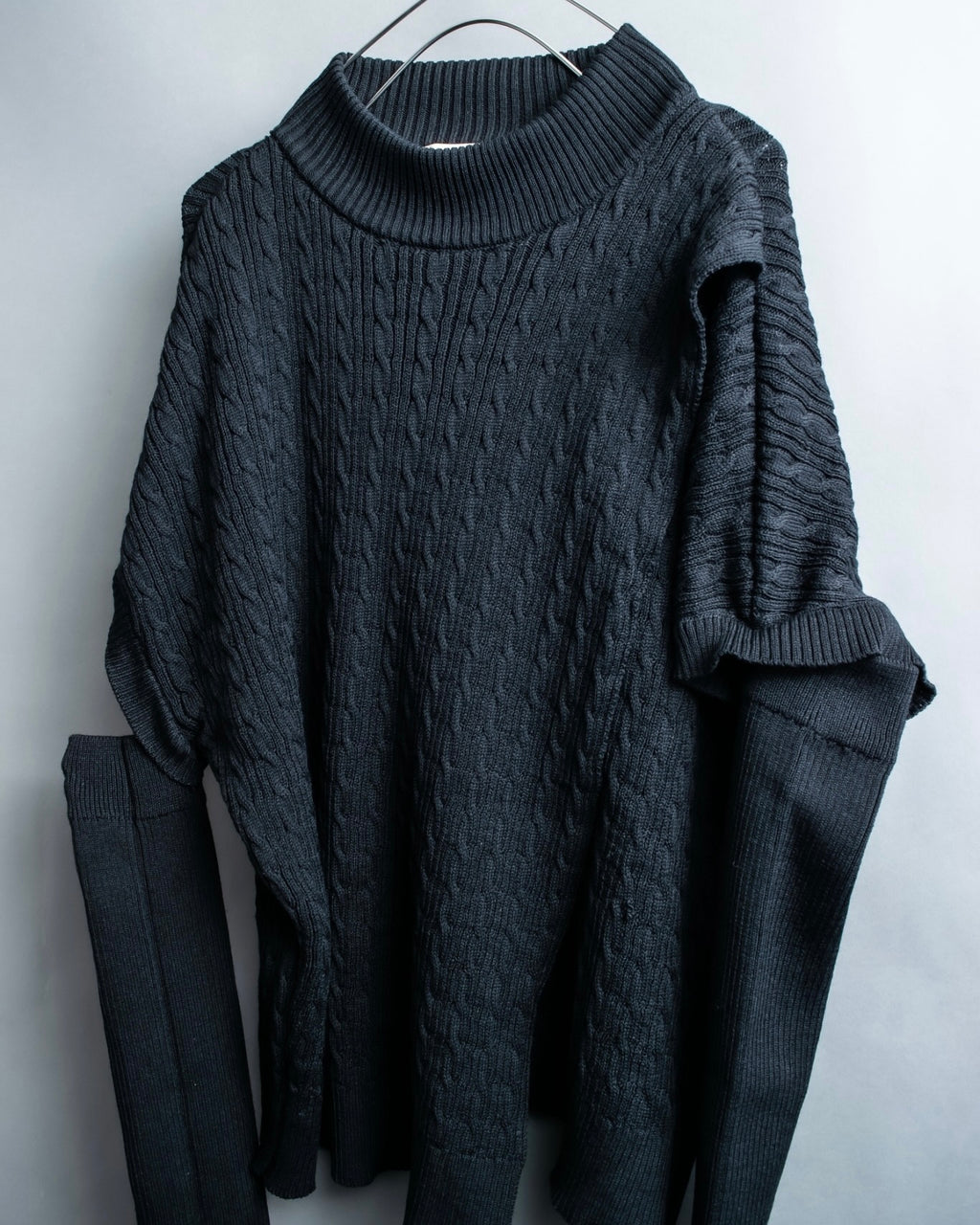 "GVGV" Arm custom layered knit