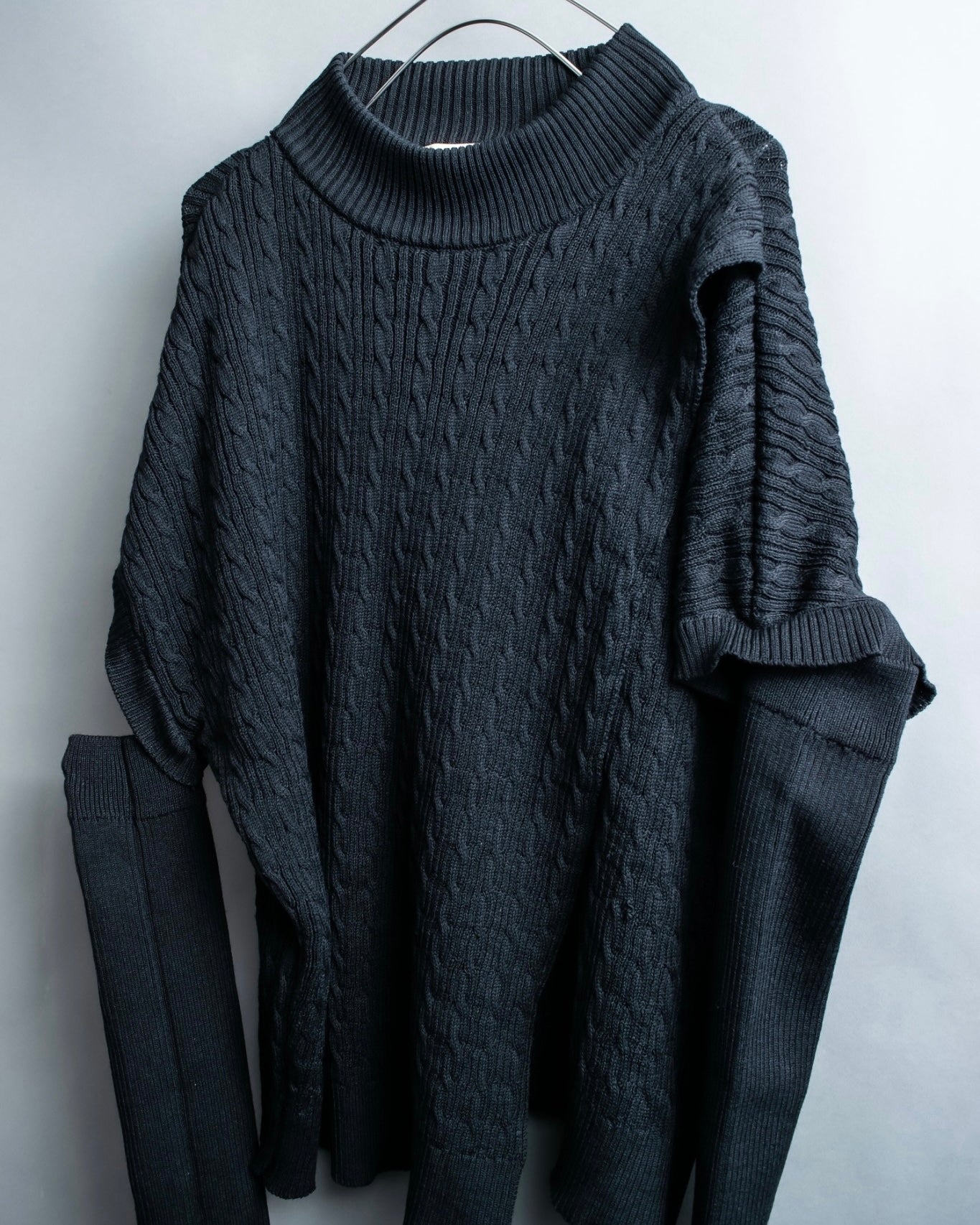 "GVGV" Arm custom layered knit