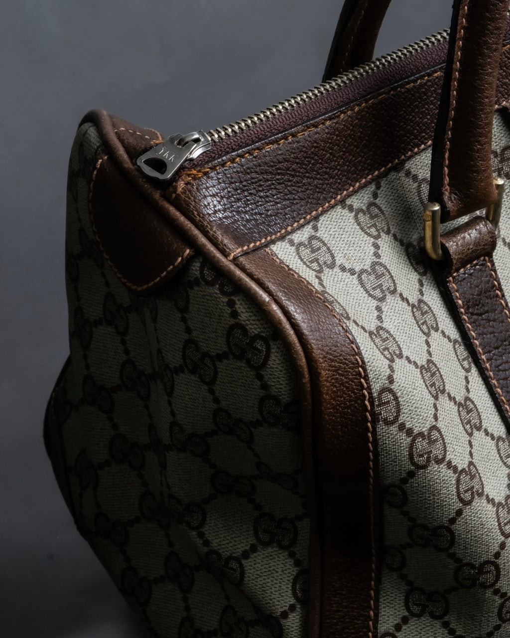 "OLD GUCCI" GG plus shelly line handbag