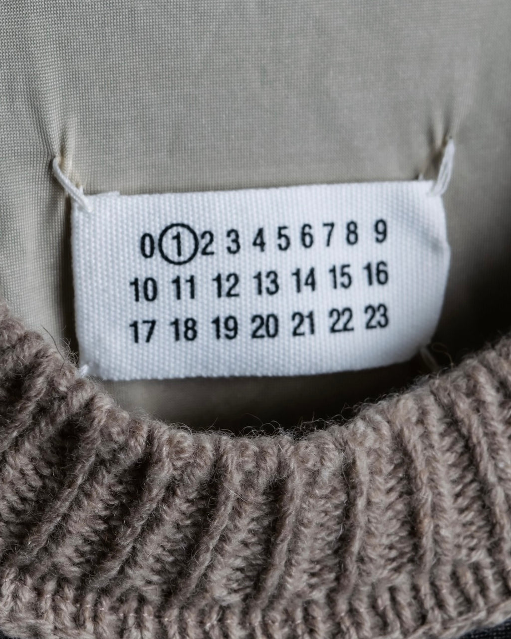 "Maison  Martin Margiela" 2011 aw smooth double sheer knit