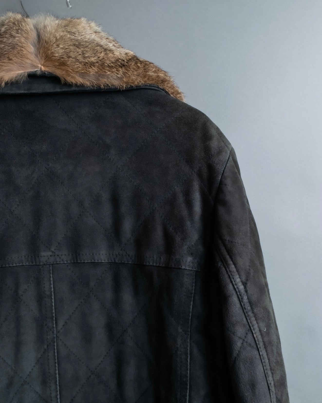 "EMMETI" goatskin quilted P coat