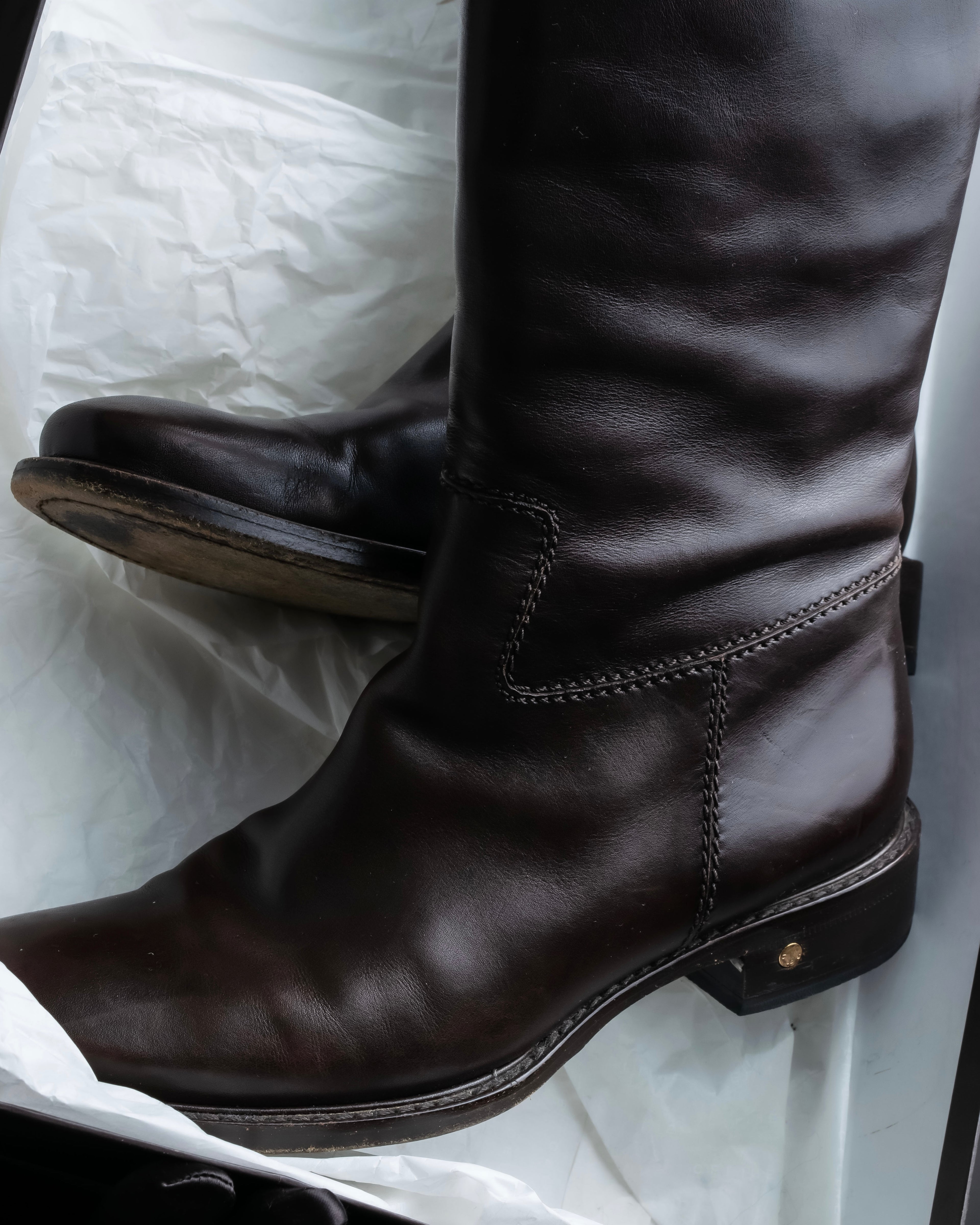 “CELINE” round toe dark brown leather long boots