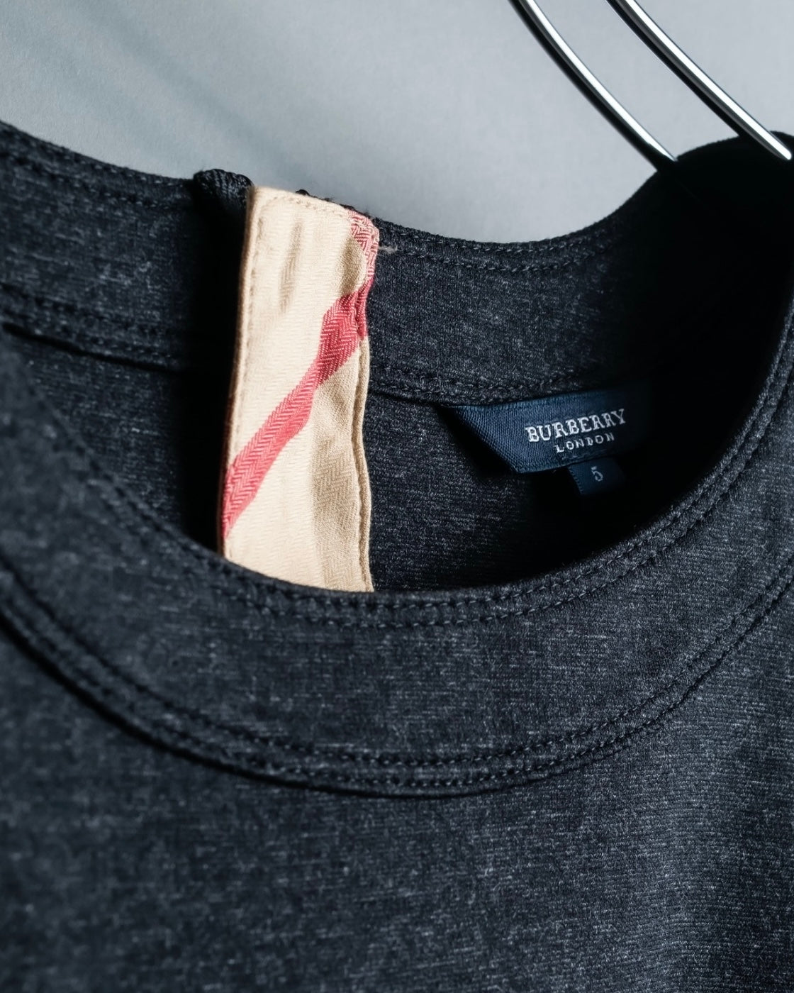 "Burberry london" Zip-up detail pocket T-shirt