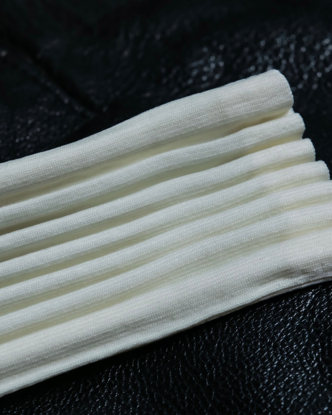 ＂Issey Miyake"pleated body bag