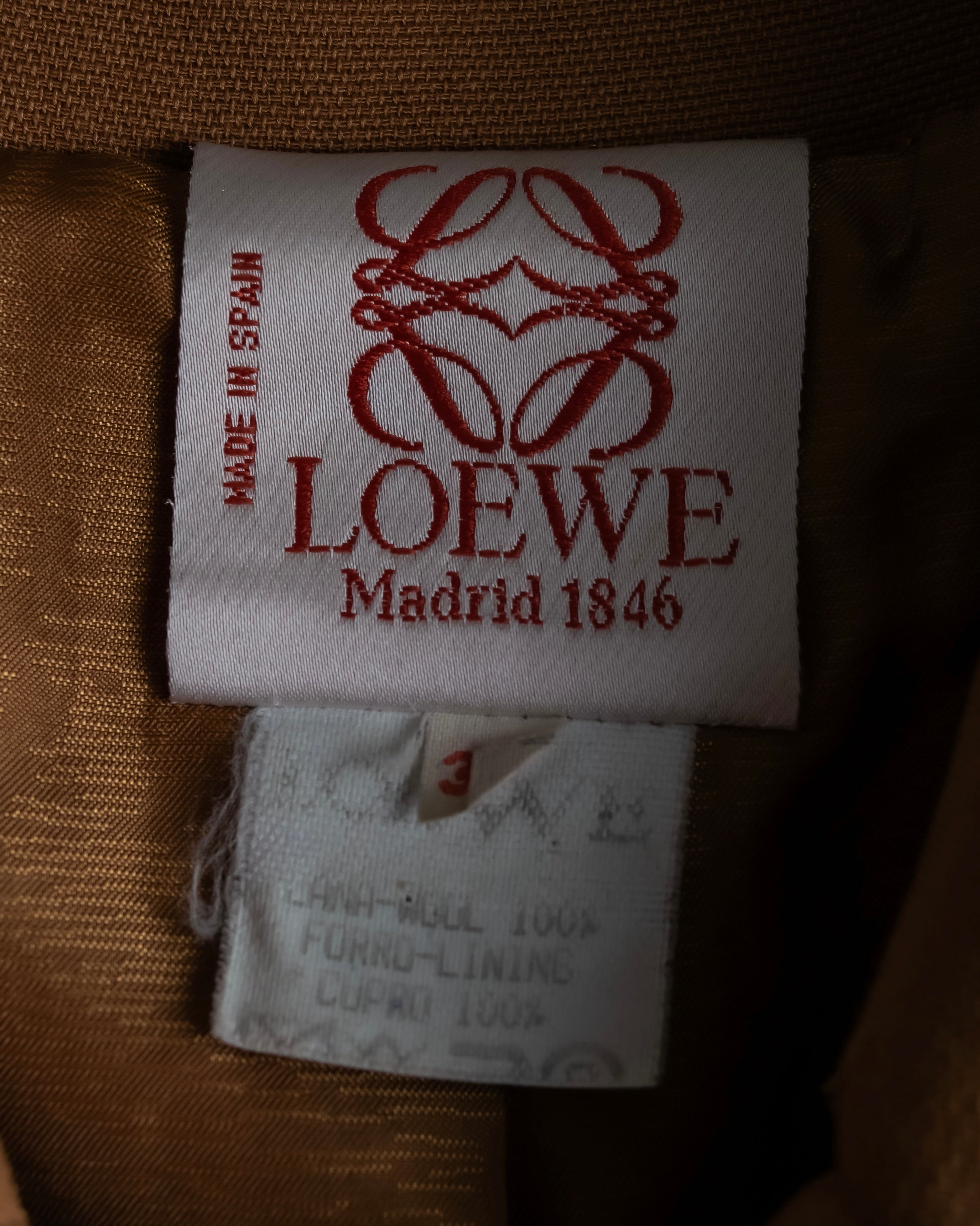 “LOEWE” beautiful cut raglan sleeve Lana wool 100% coat