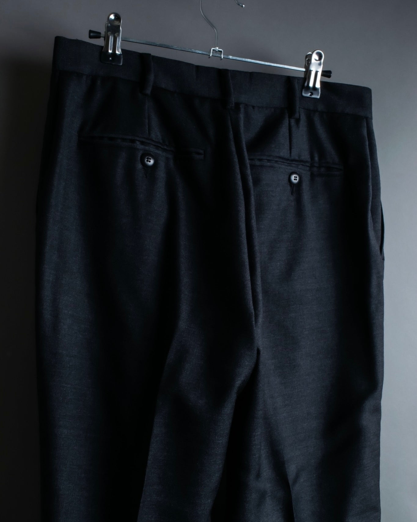 "GIANNI VERSACE" Arm line design peak lapel setup