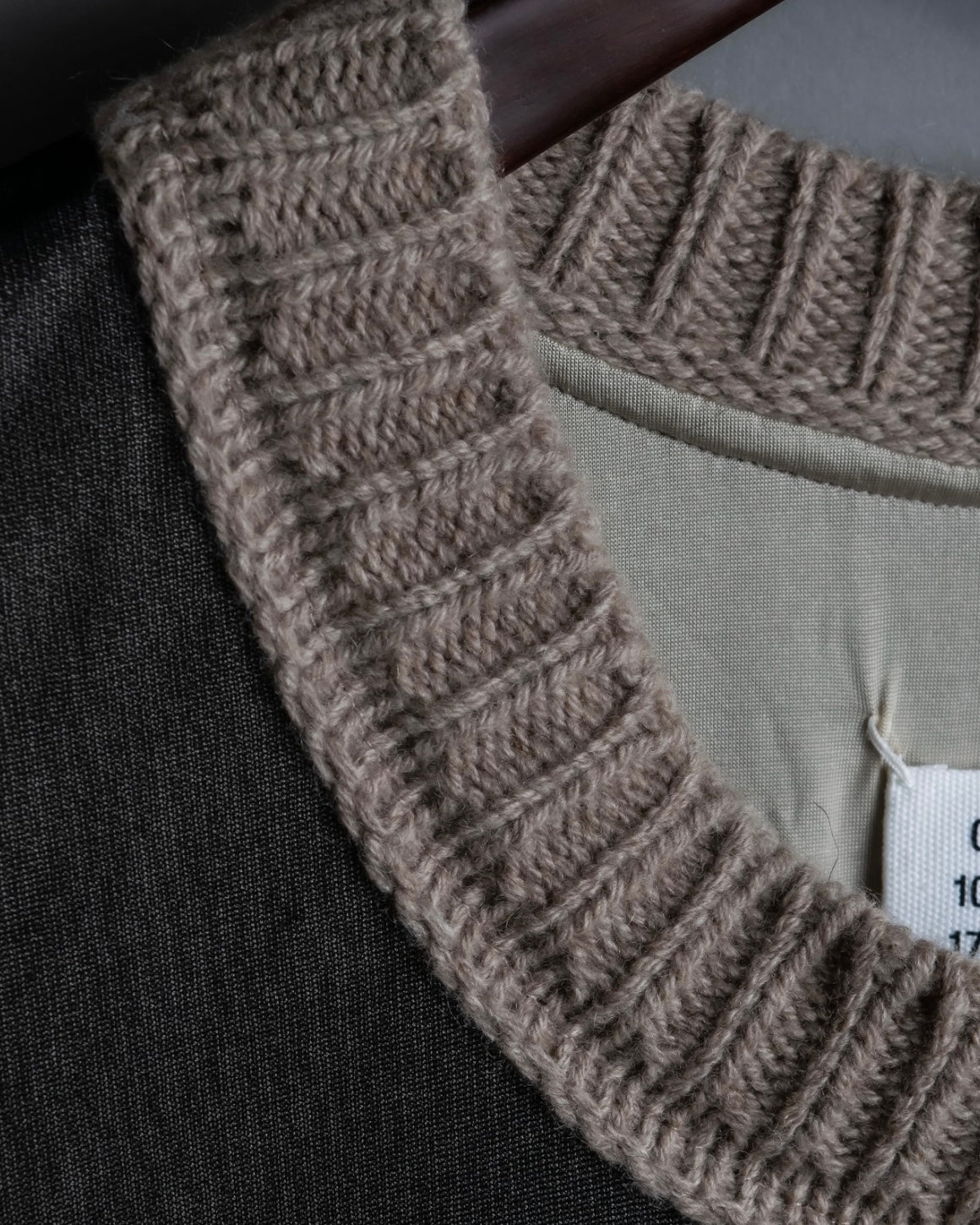 "Maison  Martin Margiela" 2011 aw smooth double sheer knit