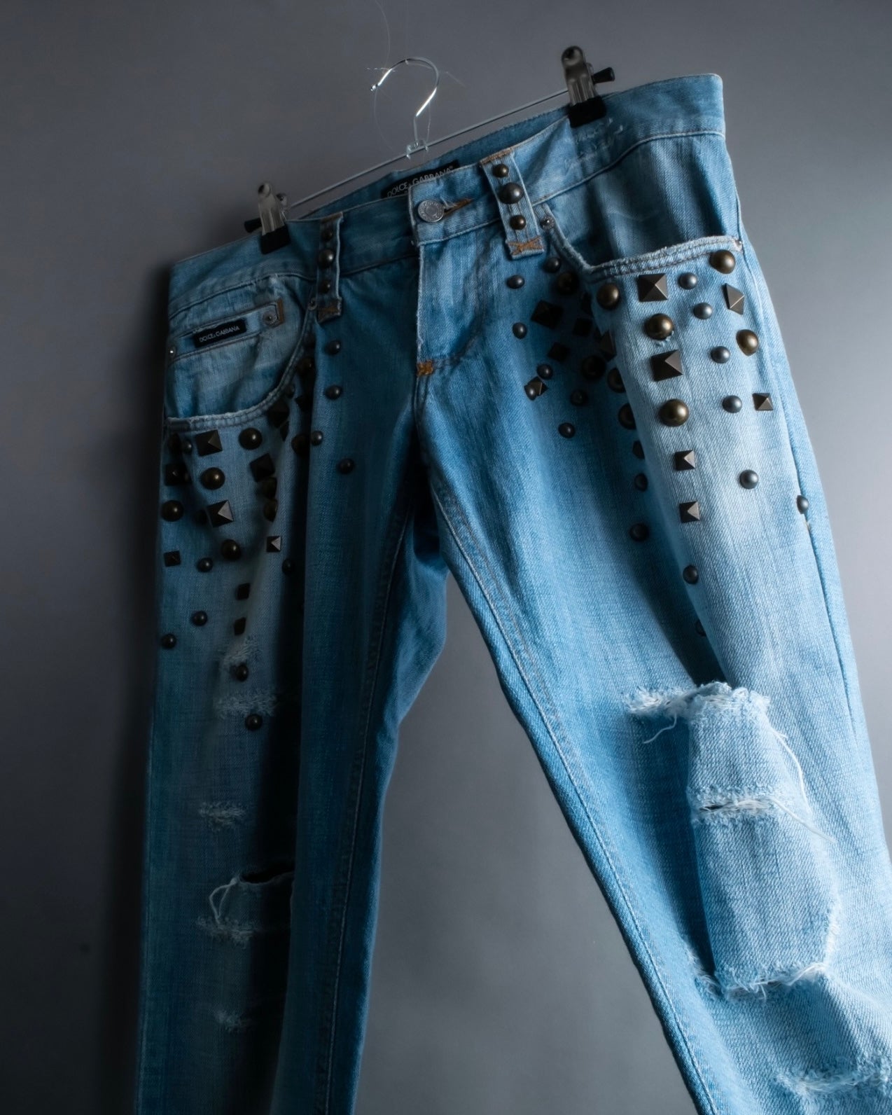 "DOLCE &amp; GABBANA" various studded distressed denim