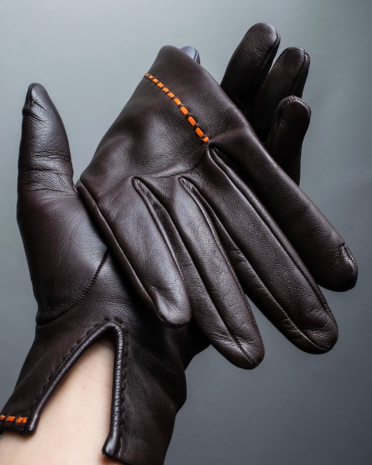 "Hermes" stitch design dark brown leather gloves