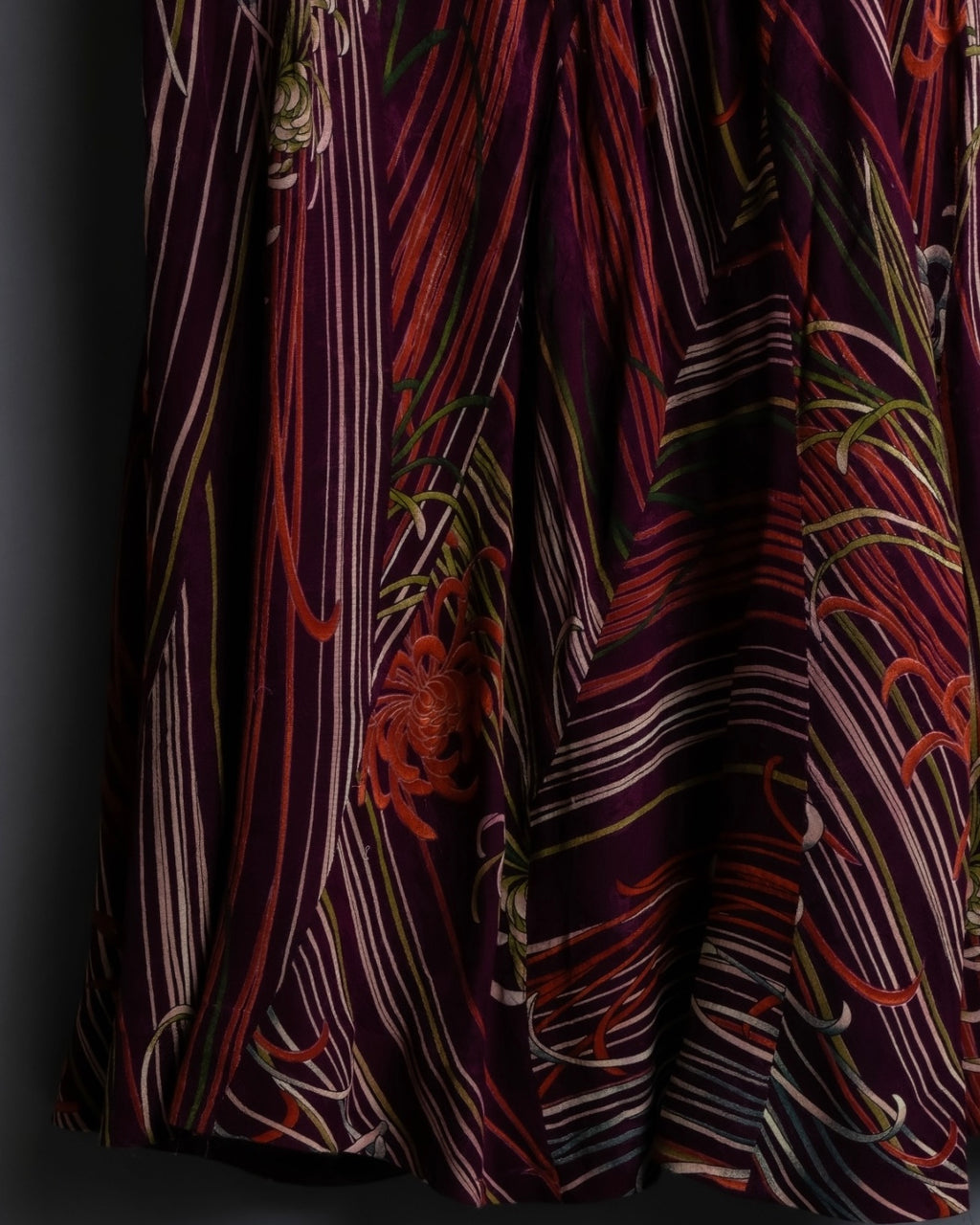 "KENZO" Art pattern skirt spider lily